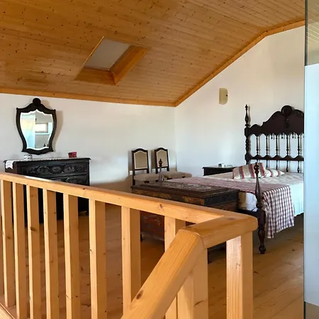 Holiday home Refugio Do Lagar