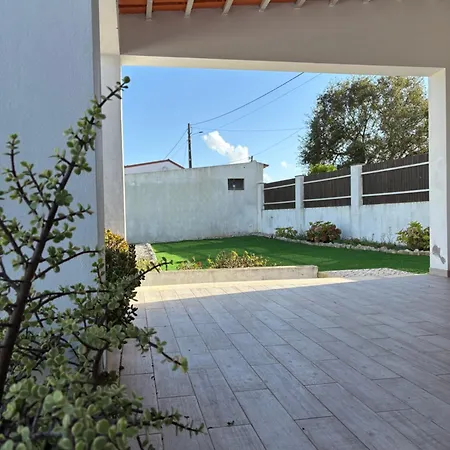 Holiday home Refugio Do Lagar *